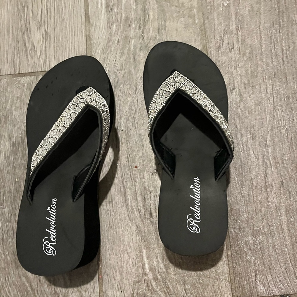 Redvolution rhinestone platform flip flops, small scratches, decent condition